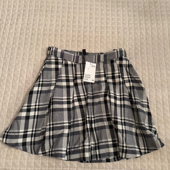 NWT Checkered/Plaid Skirt - Picture 1 of 3